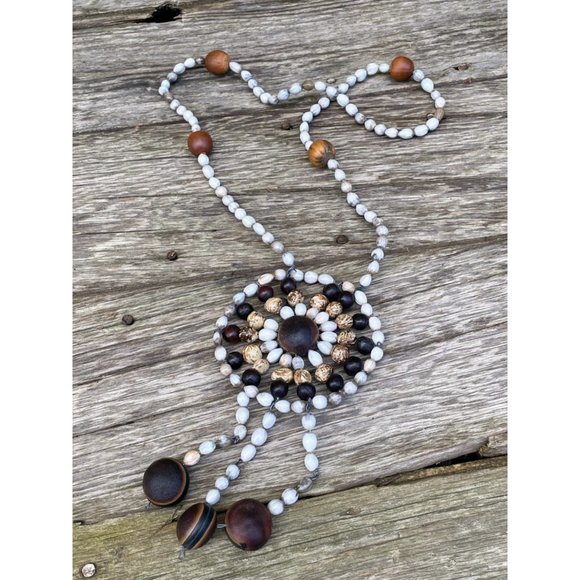 Vintage Hippy Festival HUGE Medallion Seed/Nuts Pendant NEcklace - Picture 5 of 11